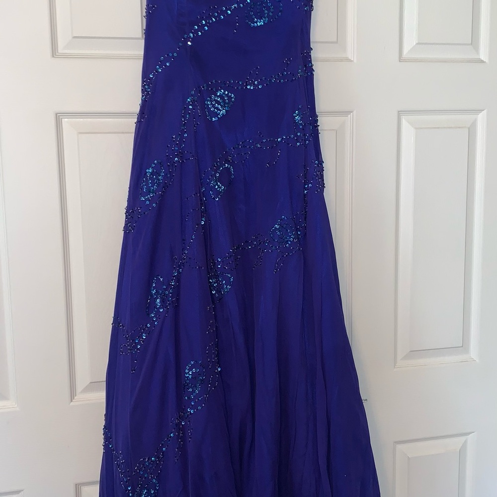 Elegant Blue Evening Dress